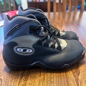 Salomon Kids cross country ski Boots